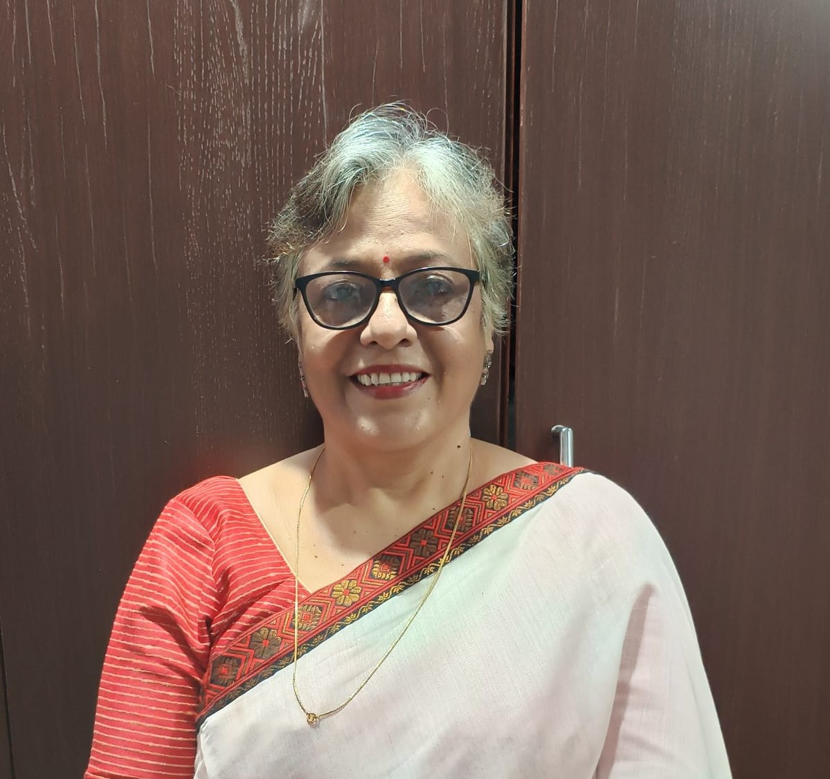 Conceptual image representing strategic online gaming analysis